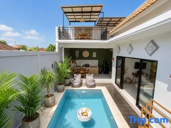 Bella Vita- Cozy Villa in Canggu with Pool&Rooftop