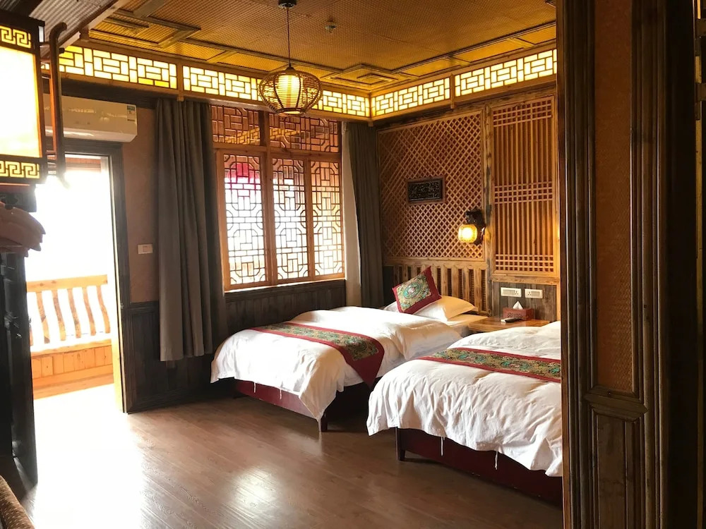 Longsheng Pingan Hotel