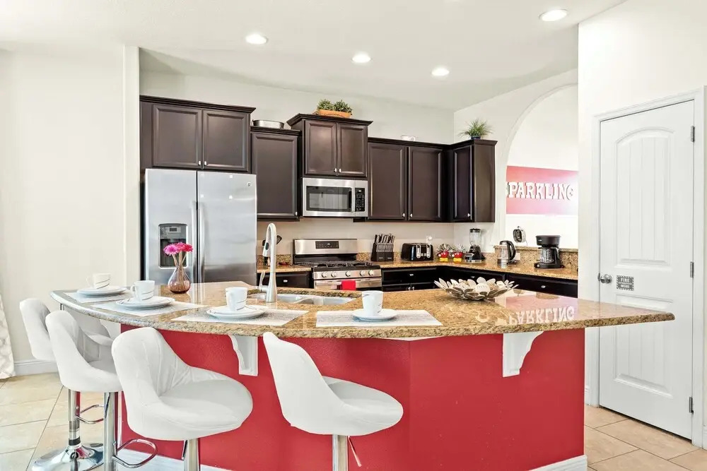Solterra Bliss - Resort Stay for 13 w/ Pool, Hot Tub & Game Room