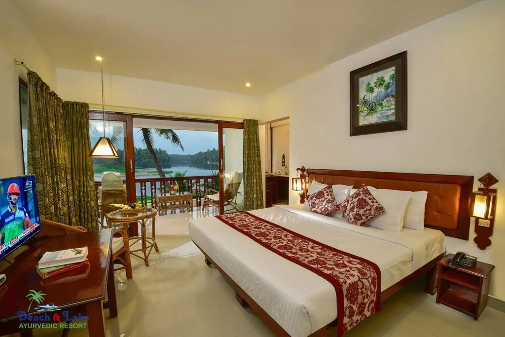 Beach and Lake Ayurvedic Resort, Kovalam
