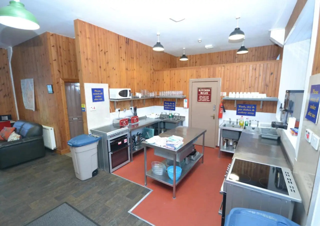 Blackwater Hostel