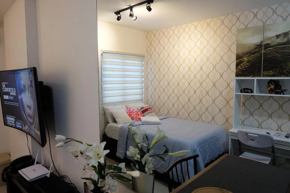 Brand New Quiet Clean Condo at The Heart of Cebu with Hispeed Wifi
