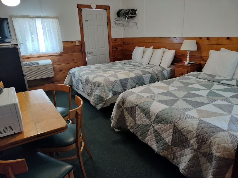 Pioneer Motel