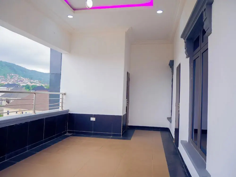 X Best Apartments