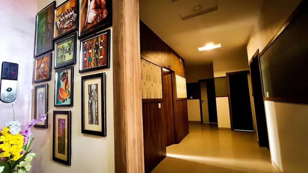 OYO 15700 Spectrum Residency