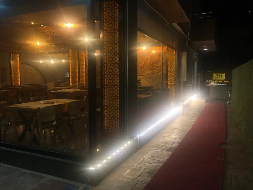 Otel Bostanci