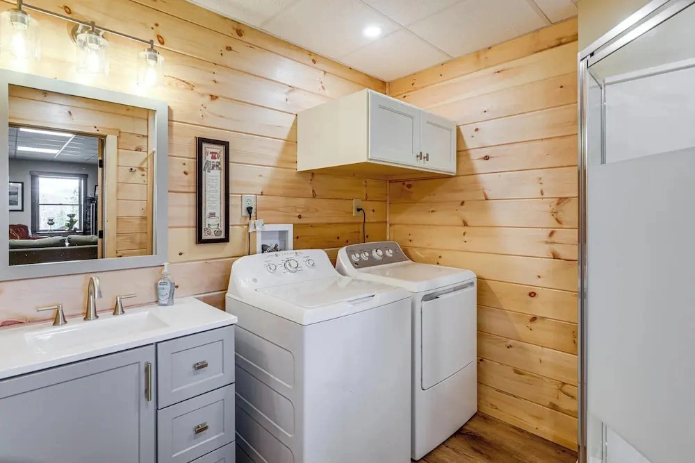 Newfound Lake Getaway: Cabin w/ Deck, Fire Pit