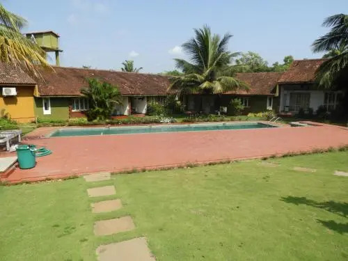 Services  Villas 8 and 9