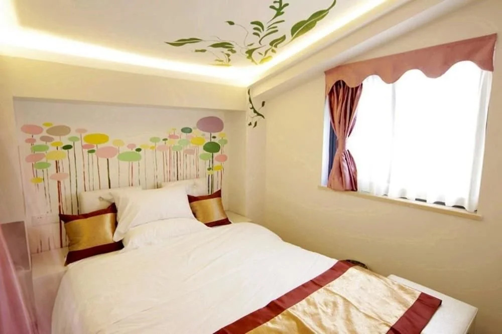 Fenghuage Hotel