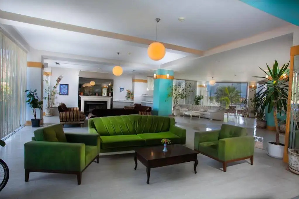 Larina Ninova Thermal SPA & Hotel