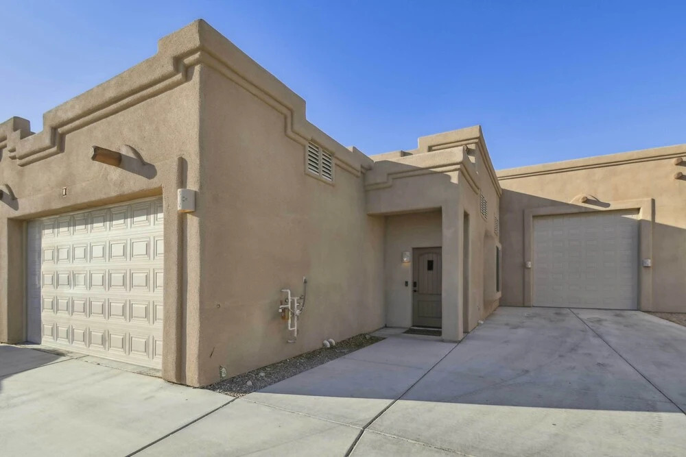 1 Mi to Lake: Airy Home w/ Patio in Lake Havasu!