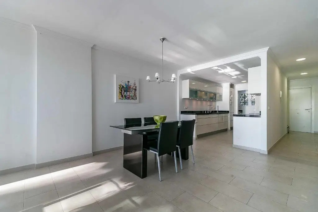 25-Modern Apartment in Paseo Maritimo, Fuengirola!