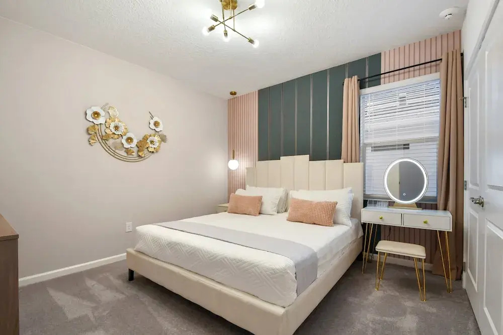 Lakeview Spacious 12br Themed Home Game/Pool/Spa