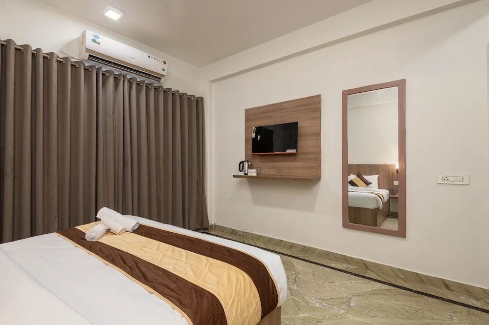 Saavi Hotel Medicity