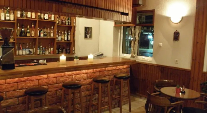 Hotel Avra
