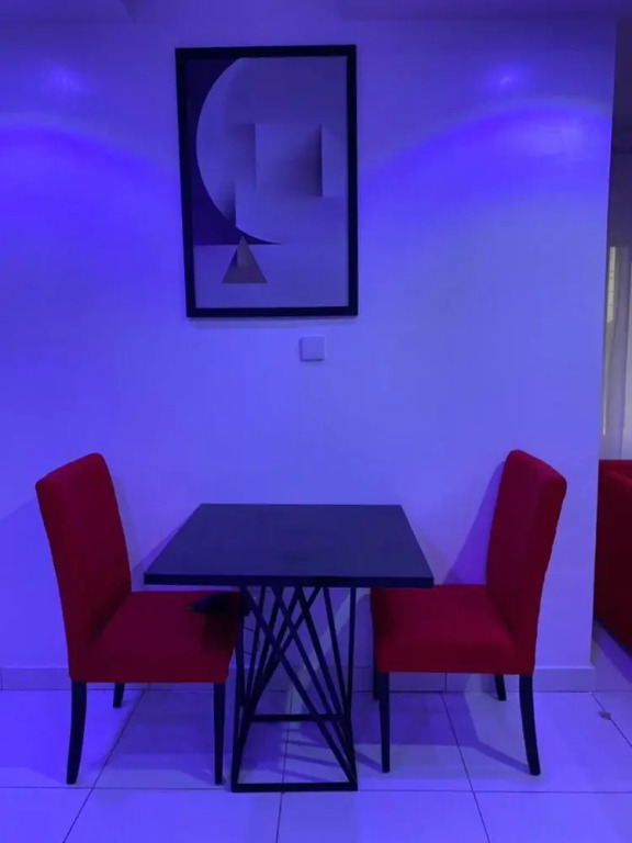 A Newly Furnished 2 Bedroom Apartment