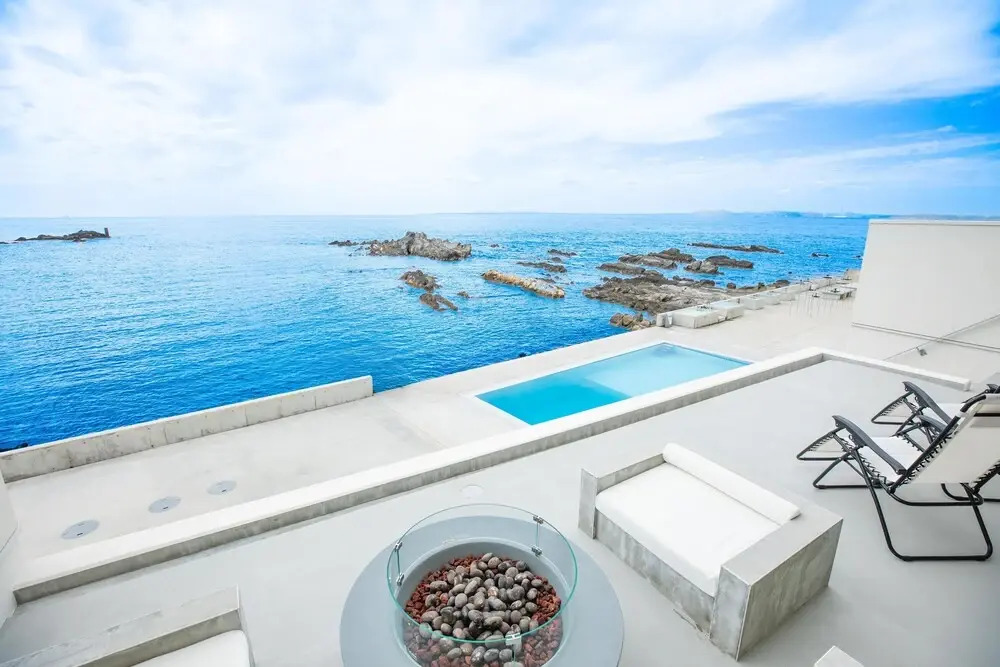 Beach Terrace Boso