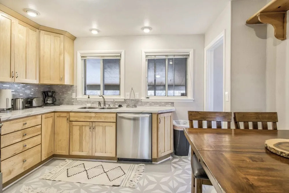 5br?heart Of Old Colorado City?dog-friendly