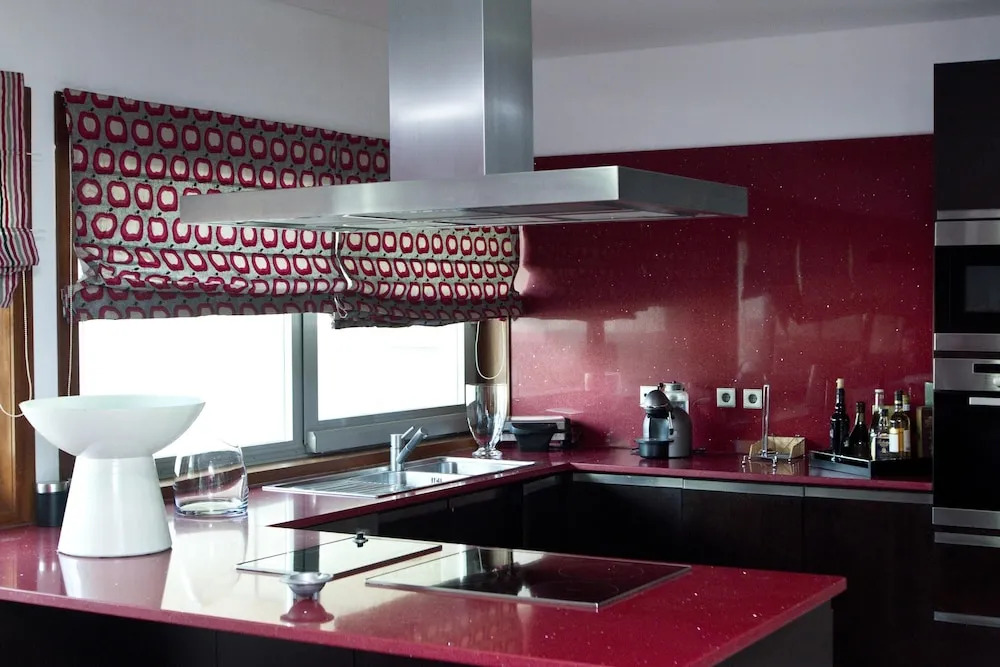 Spacious villa in Santo Tirso with private pool 850 m² and jacuzzi