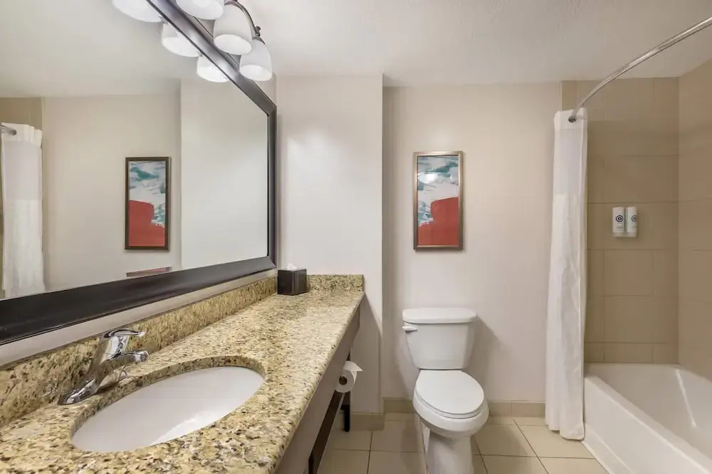 Country Inn & Suites by Carlson Dover, Ohio
