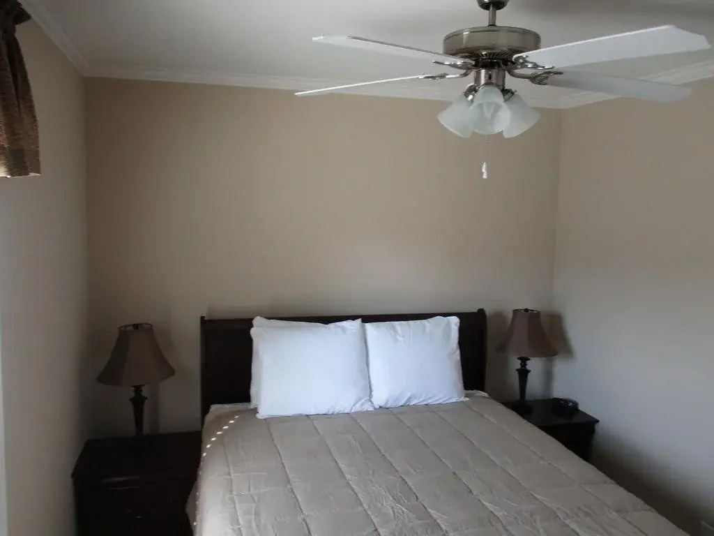 Majestic Oaks RV Resort