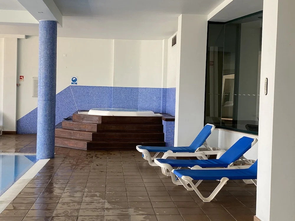 Sunset Haven in Albufeira - Short Walk to Oldtown