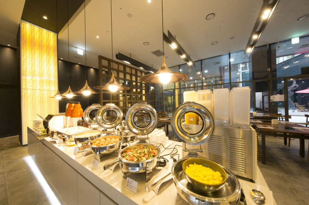 Ramada Encore Seoul Magok