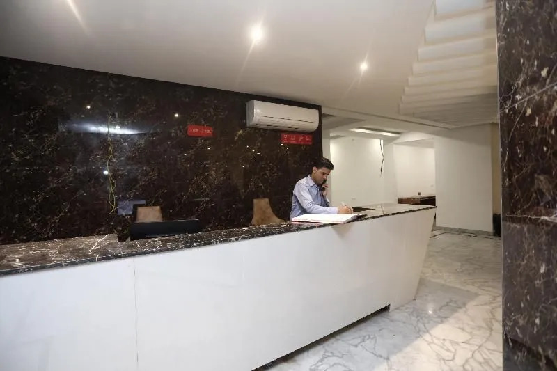 OYO 14481 Almati Inn