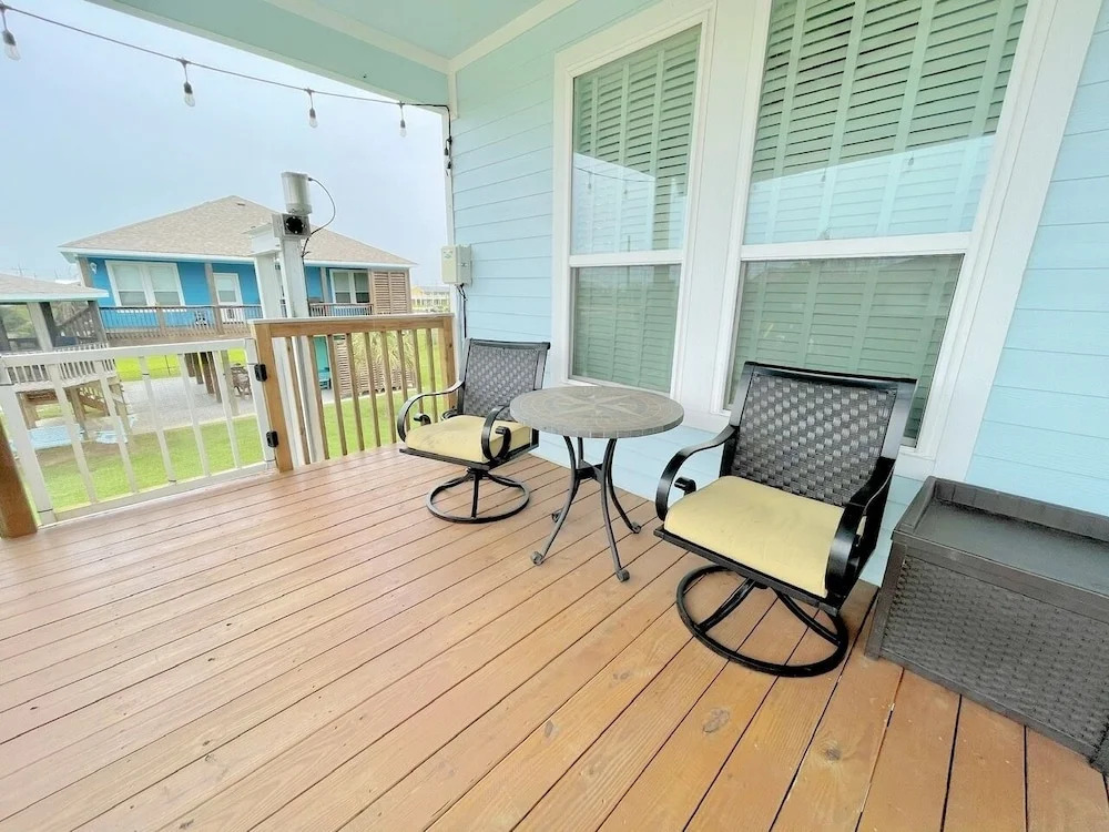 At Long Last 3 Bedroom Home by RedAwning
