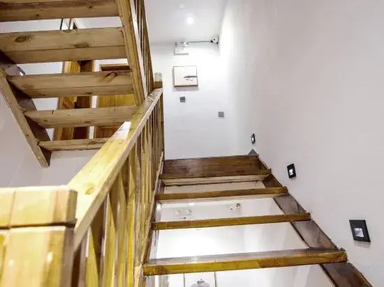 Qingjufengzhu Riverview Guesthouse
