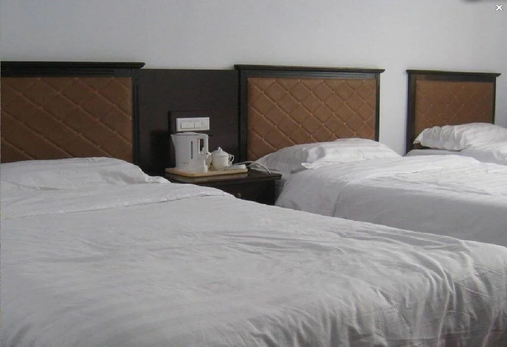 Xinyi Hotel