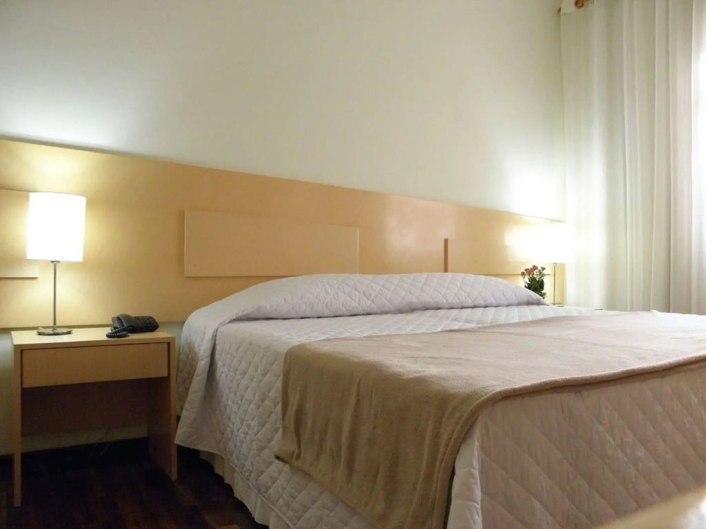 El Shadai Park Hotel