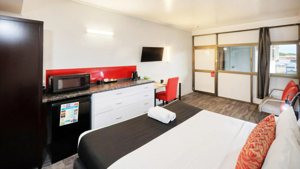 Tropical Gateway Motor Inn