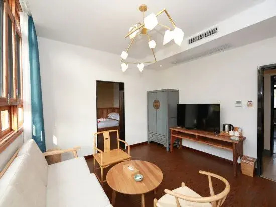 Taohuayuan Hotel