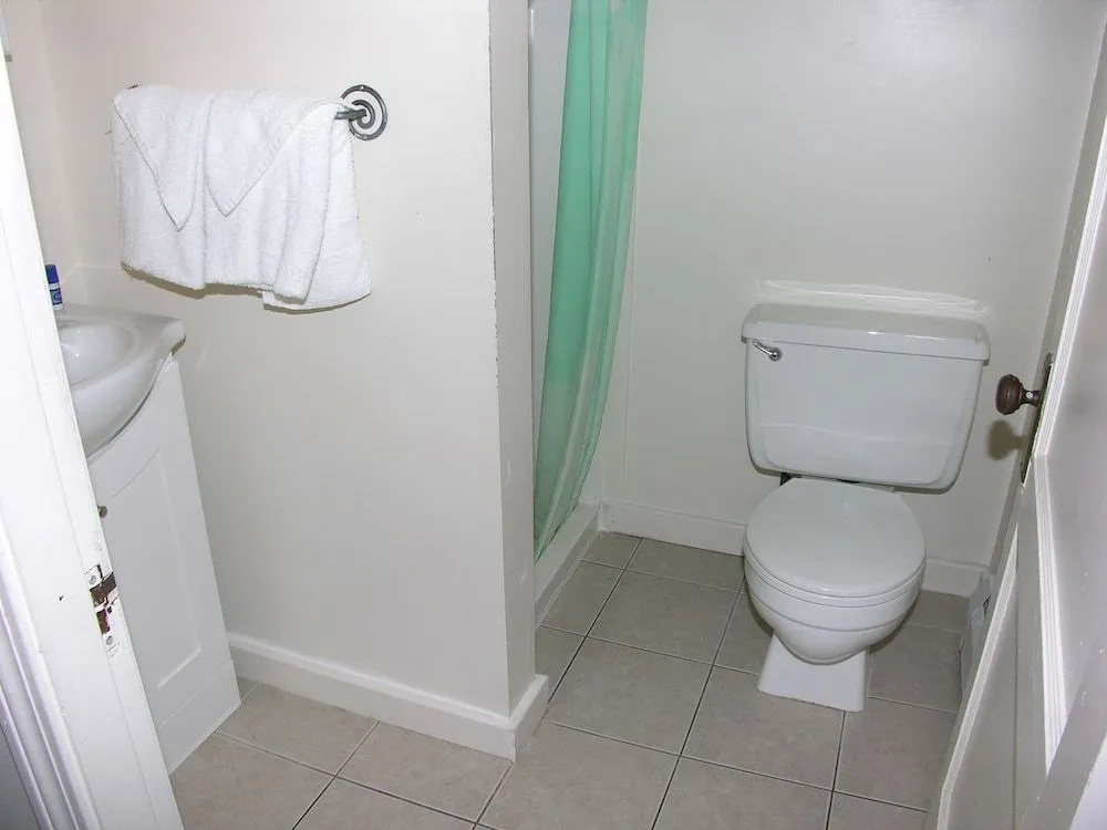 Alouette Beach Resort Economy Rooms