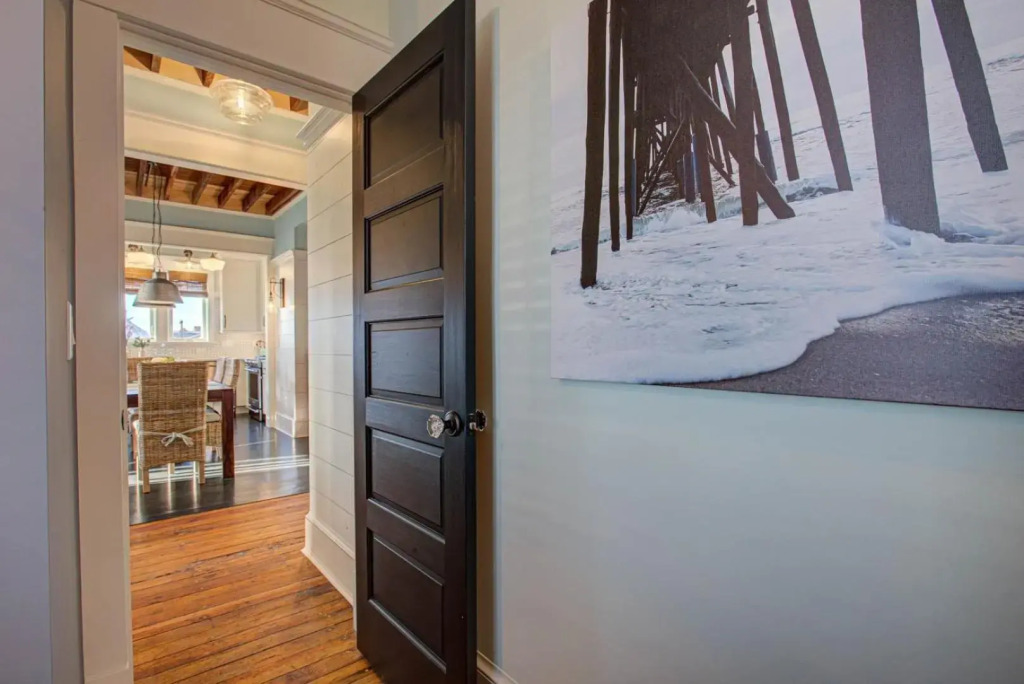 4115 - Coastal Cottage