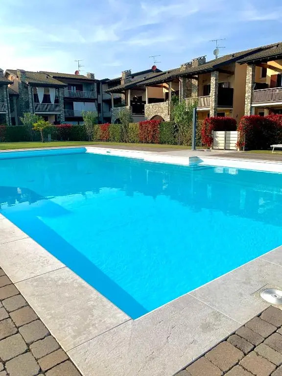 Urban 21 Pool
