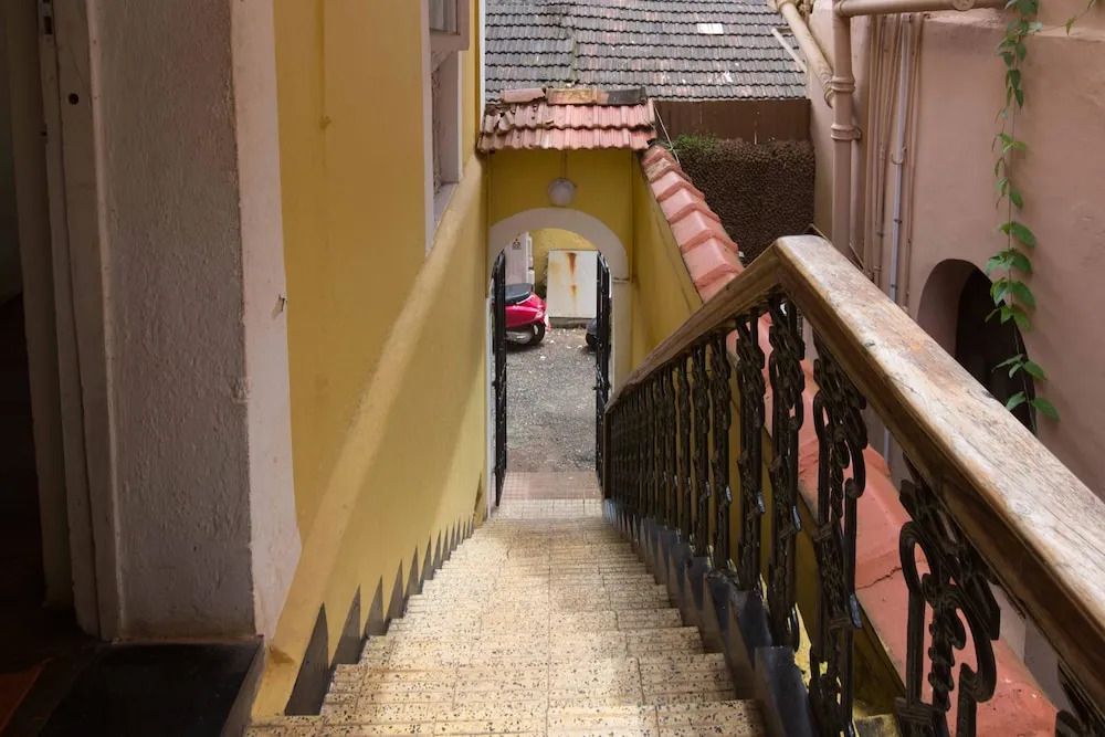OYO 6587 The Caravela Home Stays