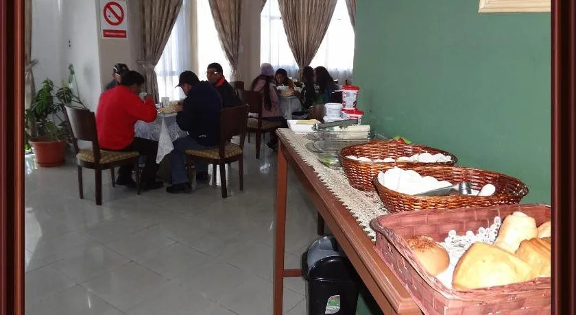 Hostelling Bustillo