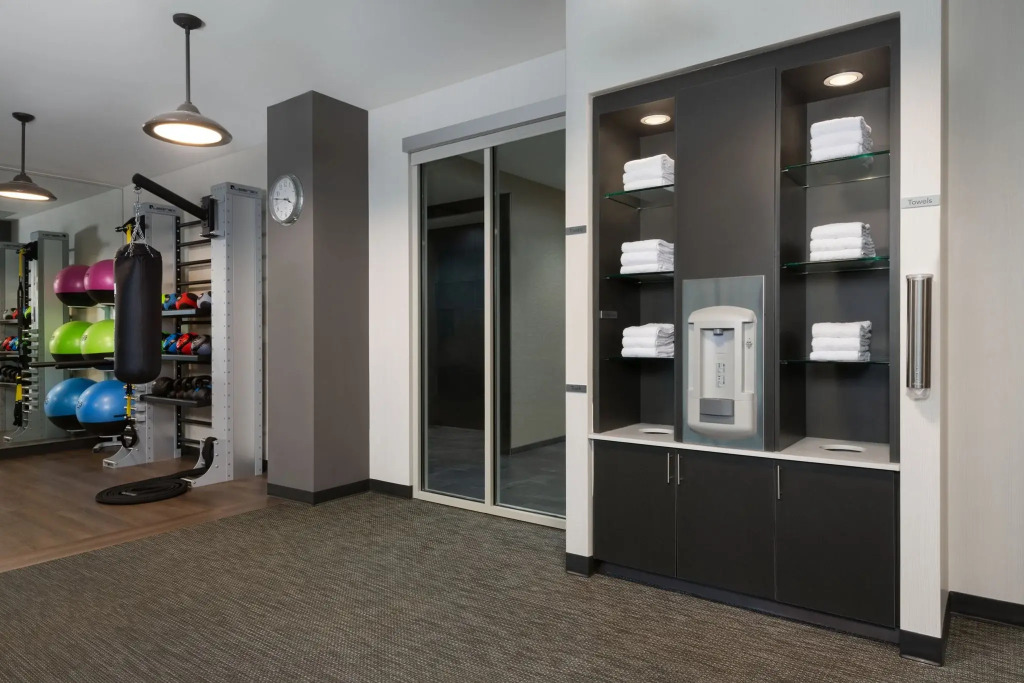 Courtyard by Marriott Atlanta Alpharetta/Avalon Area