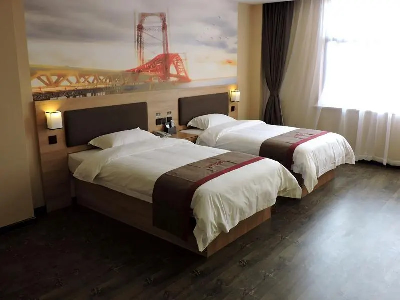 Thank Inn Plus Hotel Xuzhou Pizhou Tiefu Town Jiulongshan Scenic Spot