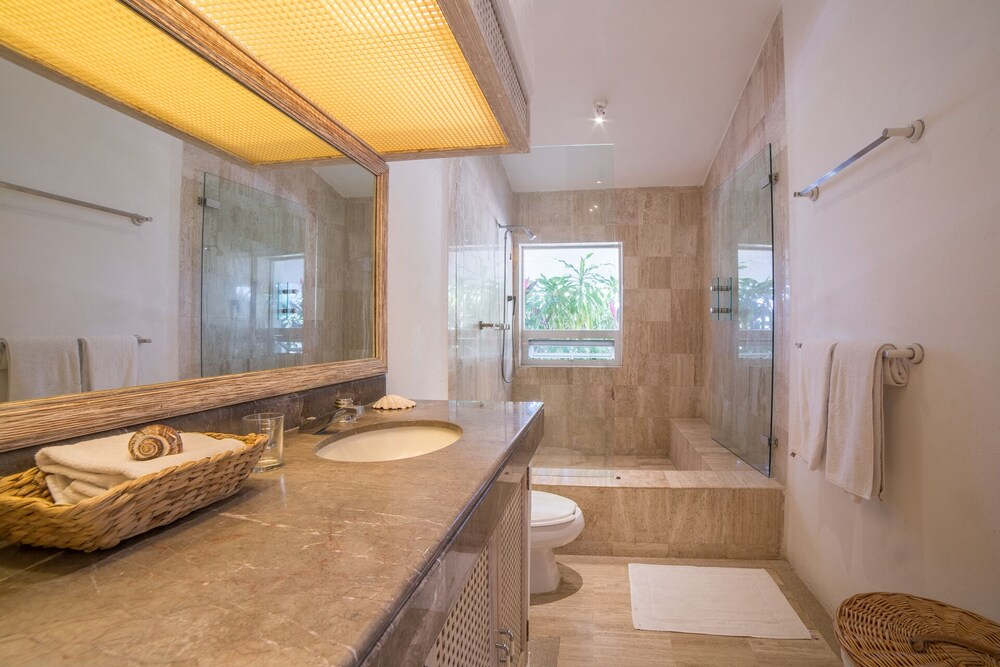 Exclusiva Villa Lontananza en Las Brisas, Acapulco
