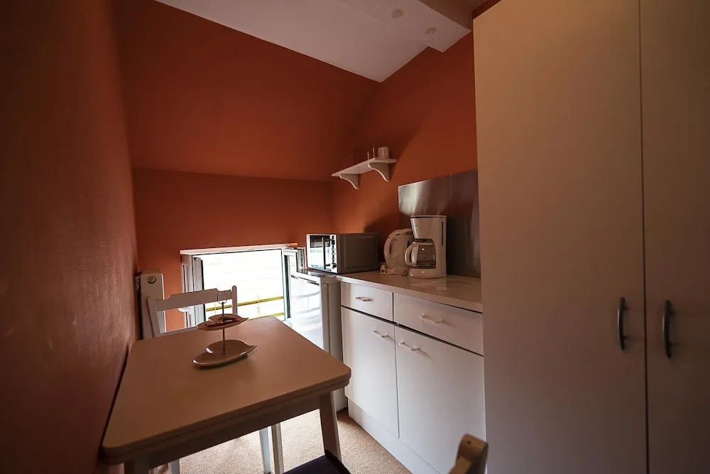 FewoZauber "Pension am Dom", Historische Apartments, Superzentral, 7min zum Schloss