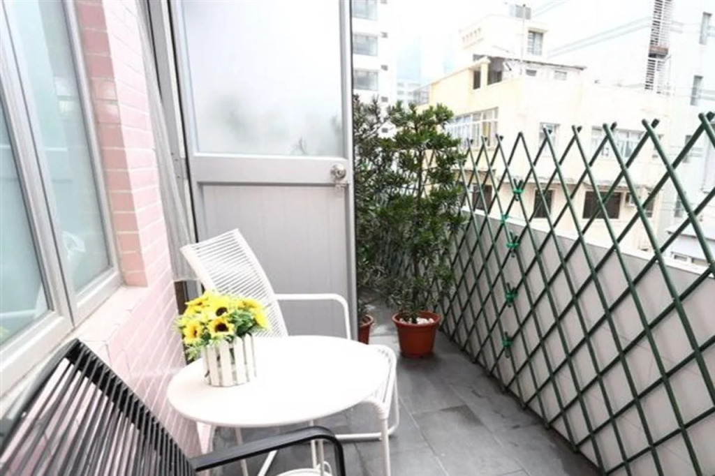 Super Guest House