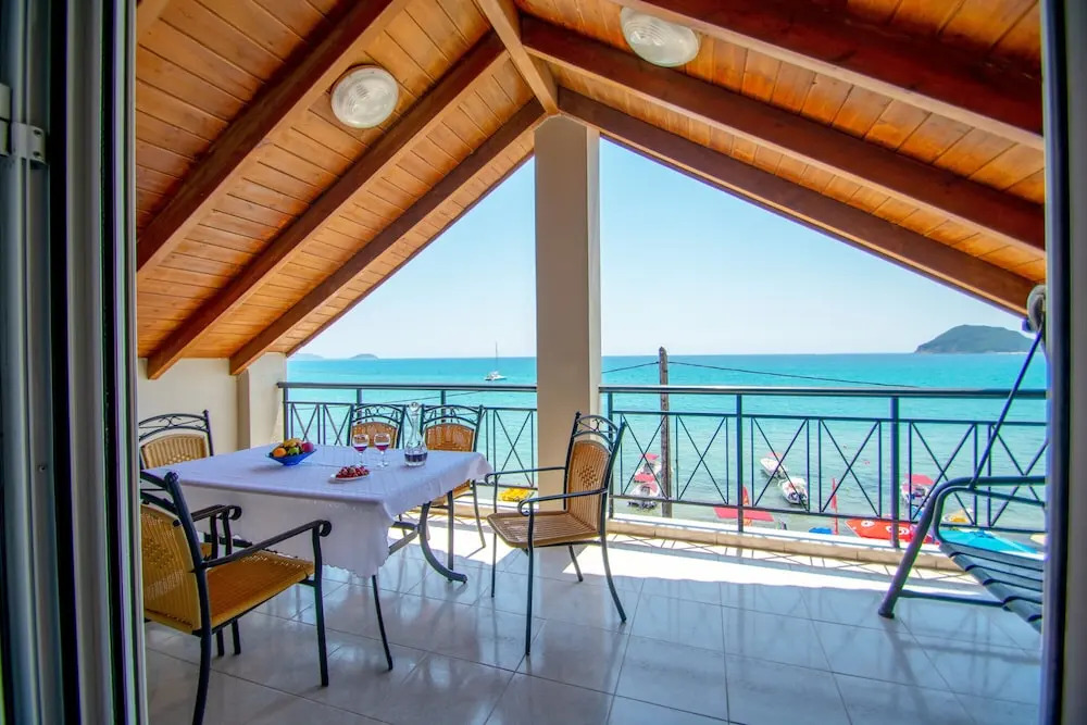 George Beachfront Apartments