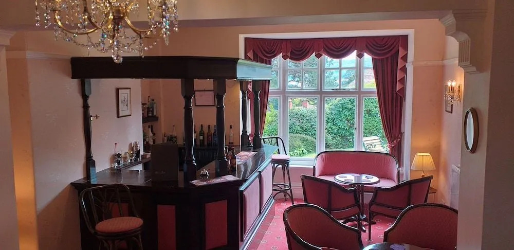 Channel House Hotel