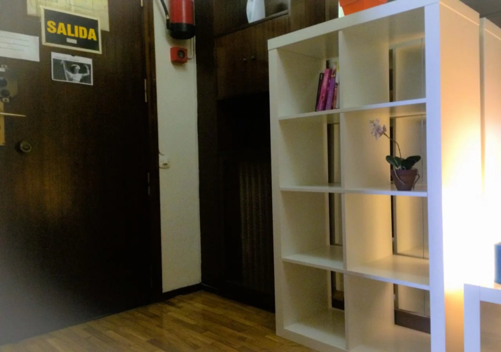 Barcelona City Seven Hostal