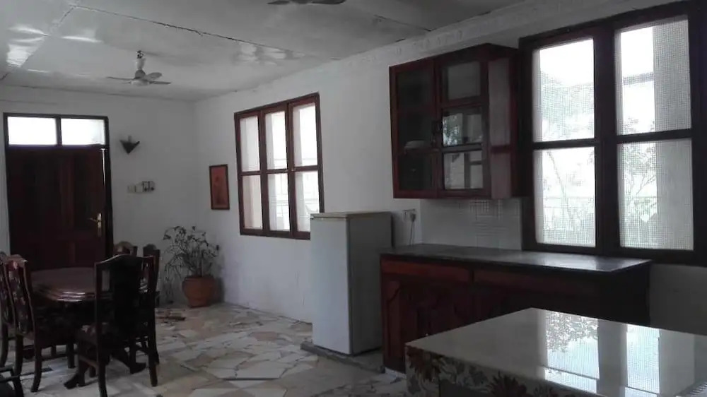 Bububu Apartment