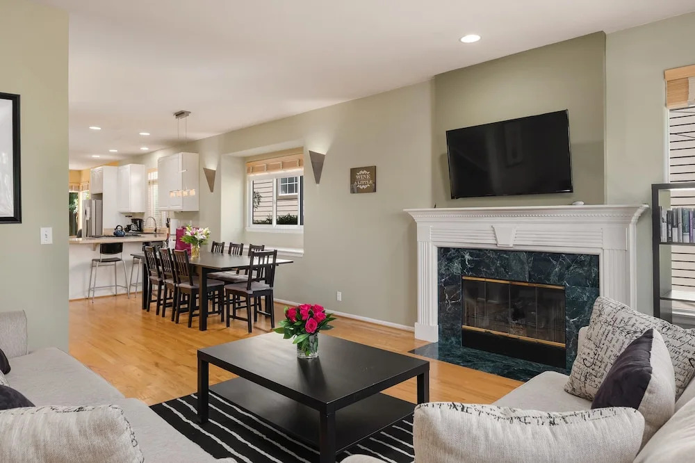 Seattle Vacation Home: The Vineyard