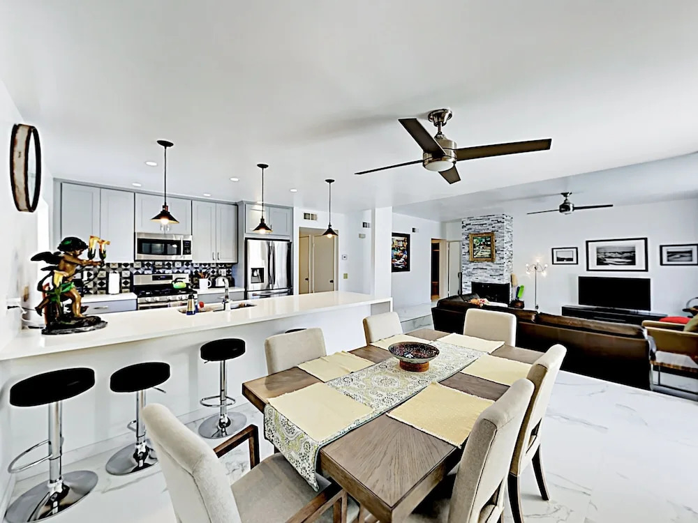 N Hermosa - 3 Br Home